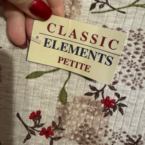 NWT Floral Beige/Sage Print Casual Top XLARGE/PETITE #Q - Picture 10 of 10